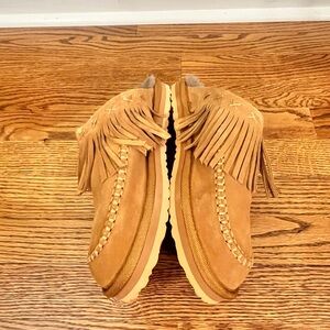 FREE PEOPLE women's fallon fringe mule in toffee suede
